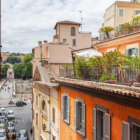Splendid Apartment Trastevere Rome Exterior photo